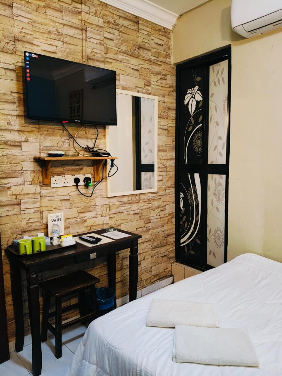 Manja Inn, Paka Exterior foto